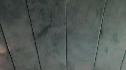 Snapshot of aaron_eze chatting on October 8, 2025, 9:34 pm Aaron Ezequiel online show from October 8, 2025, 9:34 pm