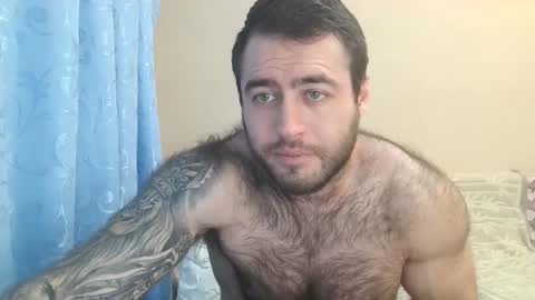 Snapshot of aaron_royal chatting on December 18, 2024, 6:25 pm Davin tayl online show from December 18, 2024, 6:25 pm