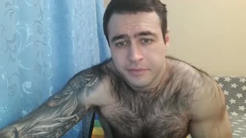 Snapshot of aaron_royal chatting on February 21, 2025, 4:37 pm Davin tayl online show from February 21, 2025, 4:37 pm
