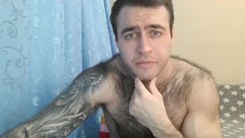 Snapshot of aaron_royal chatting on February 22, 2025, 6:08 pm Davin tayl online show from February 22, 2025, 6:08 pm