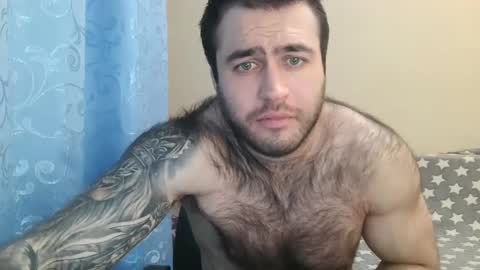 Snapshot of aaron_royal chatting on March 6, 2025, 5:54 pm Davin tayl online show from March 6, 2025, 5:54 pm