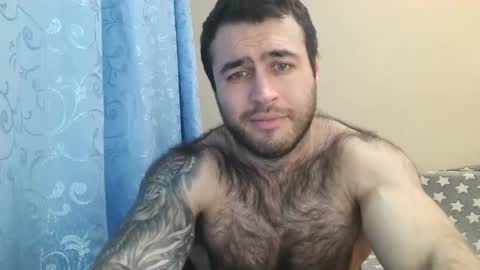 Snapshot of aaron_royal chatting on March 7, 2025, 5:49 pm Davin tayl online show from March 7, 2025, 5:49 pm