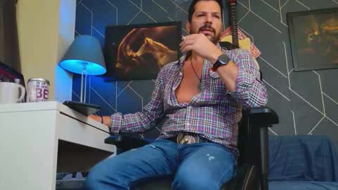 Aaron online show from September 29, 2025, 2:27 am