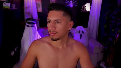 AARON  online show from October 11, 2025, 12:15 pm