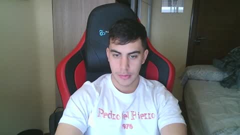 aaronlavine online show from February 7, 2025, 2:15 pm