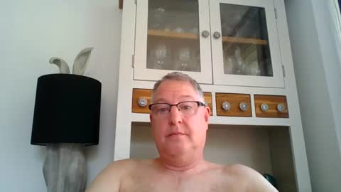 Aaron online show from June 16, 2026, 11:24 am