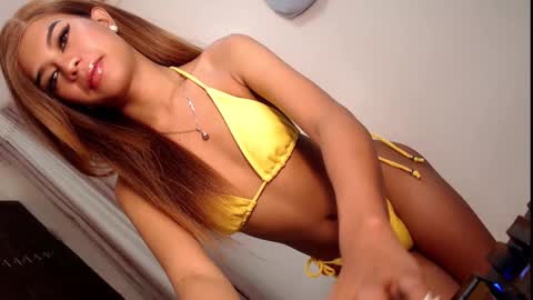 Snapshot of aaysia chatting on October 21, 2025, 7:25 pm AYISHA online show from October 21, 2025, 7:25 pm