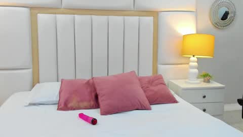 Abanny Rogers  online show from March 3, 2026, 12:11 pm