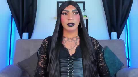 Abbigail Fuster  online show from April 21, 2026, 7:03 am