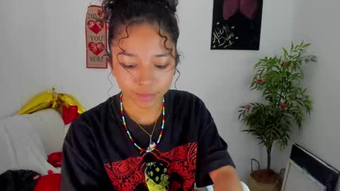 Lucia  online show from February 15, 2025, 7:28 pm