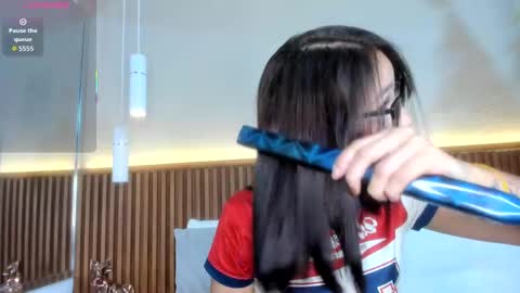 Abby  online show from September 24, 2025, 3:04 pm