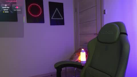 Snapshot of abby_laker chatting on October 7, 2025, 4:37 pm ABBY LAKER online show from October 7, 2025, 4:37 pm