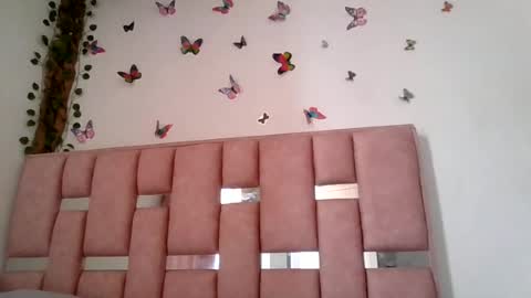 abby_moss_2 online show from July 4, 2026, 6:47 pm
