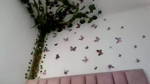 abby_moss_2 online show from July 7, 2026, 1:04 pm