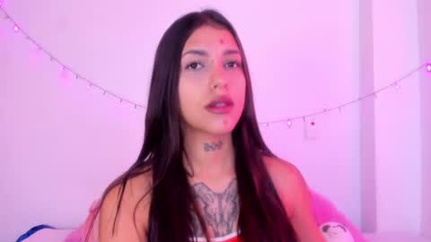abby_rousee online show from October 9, 2025, 1:53 pm