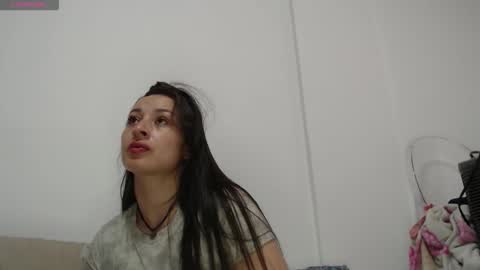 Vannesa online show from November 22, 2025, 11:20 am