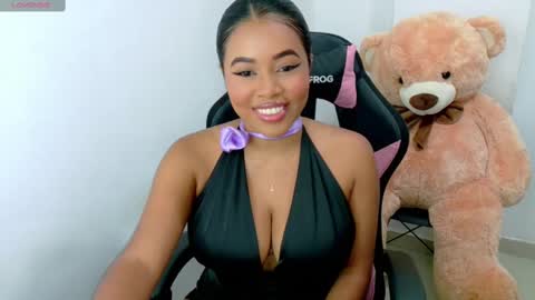 Snapshot of abby_tits chatting on February 13, 2025, 12:35 am ABBY online show from February 13, 2025, 12:35 am