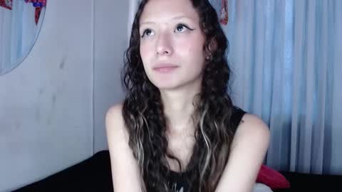 abbycute online show from October 14, 2025, 2:40 pm