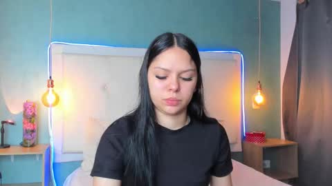 Abby Dixon  online show from March 21, 2026, 12:21 pm