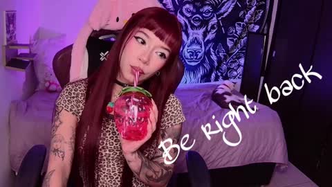  Abby Lizzy  online show from October 7, 2025, 11:24 pm