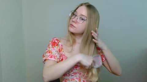 Snapshot of abbymoore__ chatting on February 27, 2026, 10:04 am Abby Lovense is active online show from February 27, 2026, 10:04 am