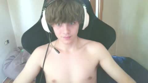 abbysal_blade online show from June 20, 2026, 7:22 am