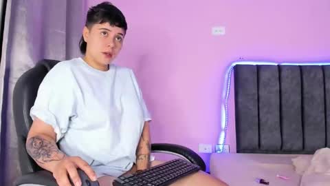 Snapshot of abbysmiitth_ chatting on January 8, 2025, 3:07 pm Abby Smith online show from January 8, 2025, 3:07 pm