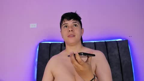 Snapshot of abbysmiitth_ chatting on January 11, 2025, 3:20 pm Abby Smith online show from January 11, 2025, 3:20 pm