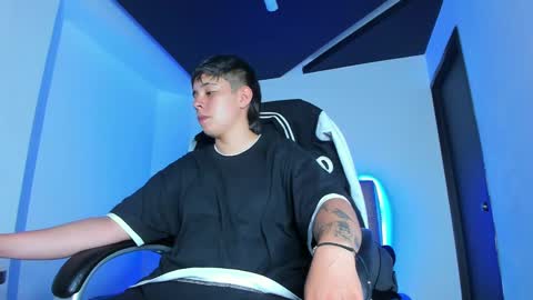 Snapshot of abbysmiitth_ chatting on January 12, 2025, 5:22 pm Abby Smith online show from January 12, 2025, 5:22 pm