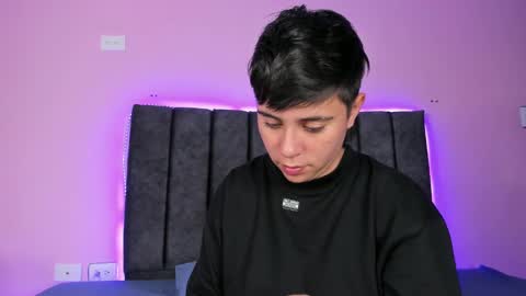 Snapshot of abbysmiitth_ chatting on January 18, 2025, 6:21 pm Abby Smith online show from January 18, 2025, 6:21 pm