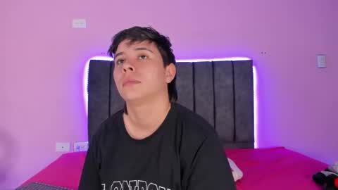 Snapshot of abbysmiitth_ chatting on January 29, 2025, 6:28 pm Abby Smith online show from January 29, 2025, 6:28 pm