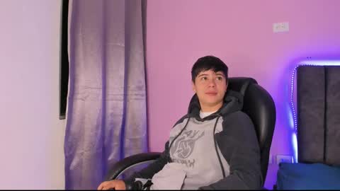 Snapshot of abbysmiitth_ chatting on February 1, 2025, 12:26 pm Abby Smith online show from February 1, 2025, 12:26 pm