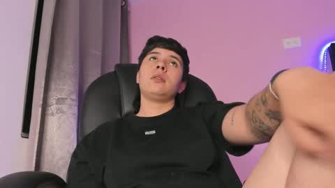 Snapshot of abbysmiitth_ chatting on February 19, 2025, 6:10 pm Abby Smith online show from February 19, 2025, 6:10 pm