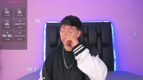 Snapshot of abbysmiitth_ chatting on February 22, 2025, 12:19 pm Abby Smith online show from February 22, 2025, 12:19 pm