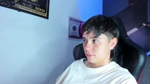 Snapshot of abbysmiitth_ chatting on September 15, 2025, 7:47 pm Abby Smith online show from September 15, 2025, 7:47 pm