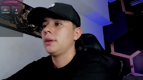 Snapshot of abbysmiitth_ chatting on October 17, 2025, 11:40 pm Abby Smith online show from October 17, 2025, 11:40 pm