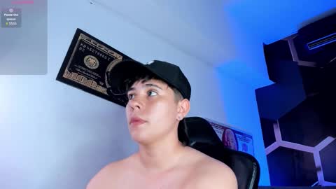 Snapshot of abbysmiitth_ chatting on November 12, 2025, 1:39 am Abby Smith online show from November 12, 2025, 1:39 am