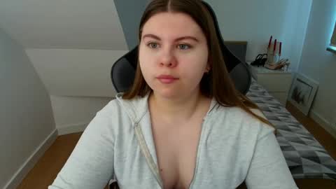 abbyvibe online show from April 10, 2026, 10:20 am