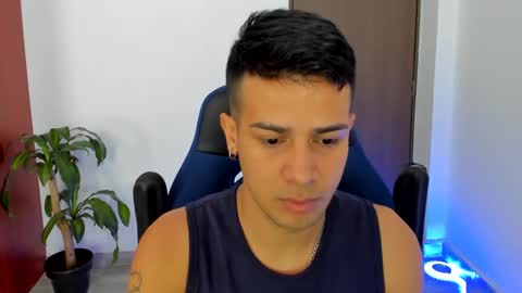 Snapshot of abelasburgo chatting on October 13, 2025, 7:36 pm Independence model AbelAsburgo online show from October 13, 2025, 7:36 pm