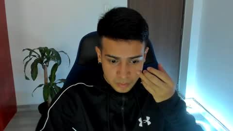 Snapshot of abelasburgo chatting on October 15, 2025, 6:52 pm Independence model AbelAsburgo online show from October 15, 2025, 6:52 pm