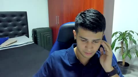 Snapshot of abelasburgo chatting on October 19, 2025, 4:57 am Independence model AbelAsburgo online show from October 19, 2025, 4:57 am