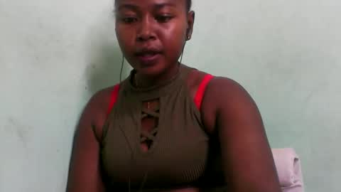 abella677022 online show from February 22, 2026, 7:08 am