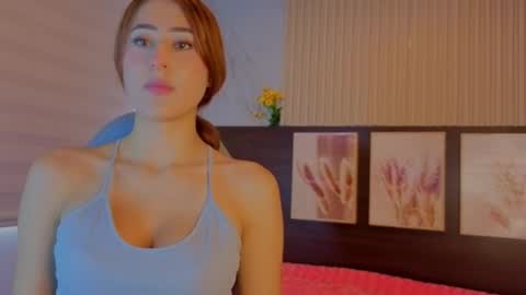 Snapshot of abella_as chatting on September 19, 2025, 2:29 pm Abella online show from September 19, 2025, 2:29 pm