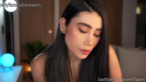 abie_owen online show from March 6, 2026, 11:34 pm