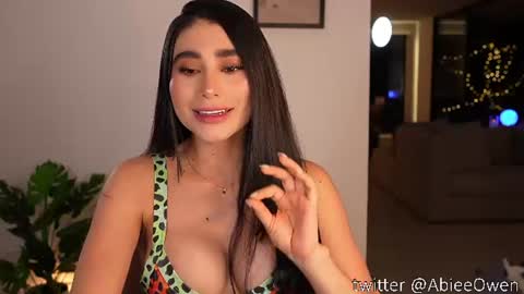 abie_owen online show from July 1, 2026, 12:23 am