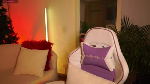 Abigail online show from December 31, 2024, 12:43 am