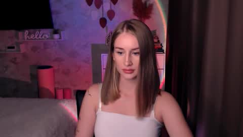 Anna online show from October 5, 2025, 7:12 pm