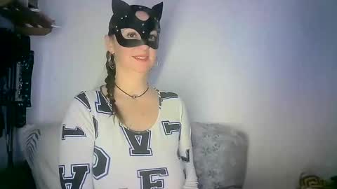 GoldenFish online show from December 13, 2024, 5:05 am