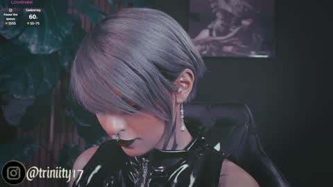 Snapshot of abril__colen chatting on January 26, 2025, 5:02 pm April online show from January 26, 2025, 5:02 pm