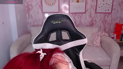 abril_ch_ online show from December 29, 2024, 11:07 am